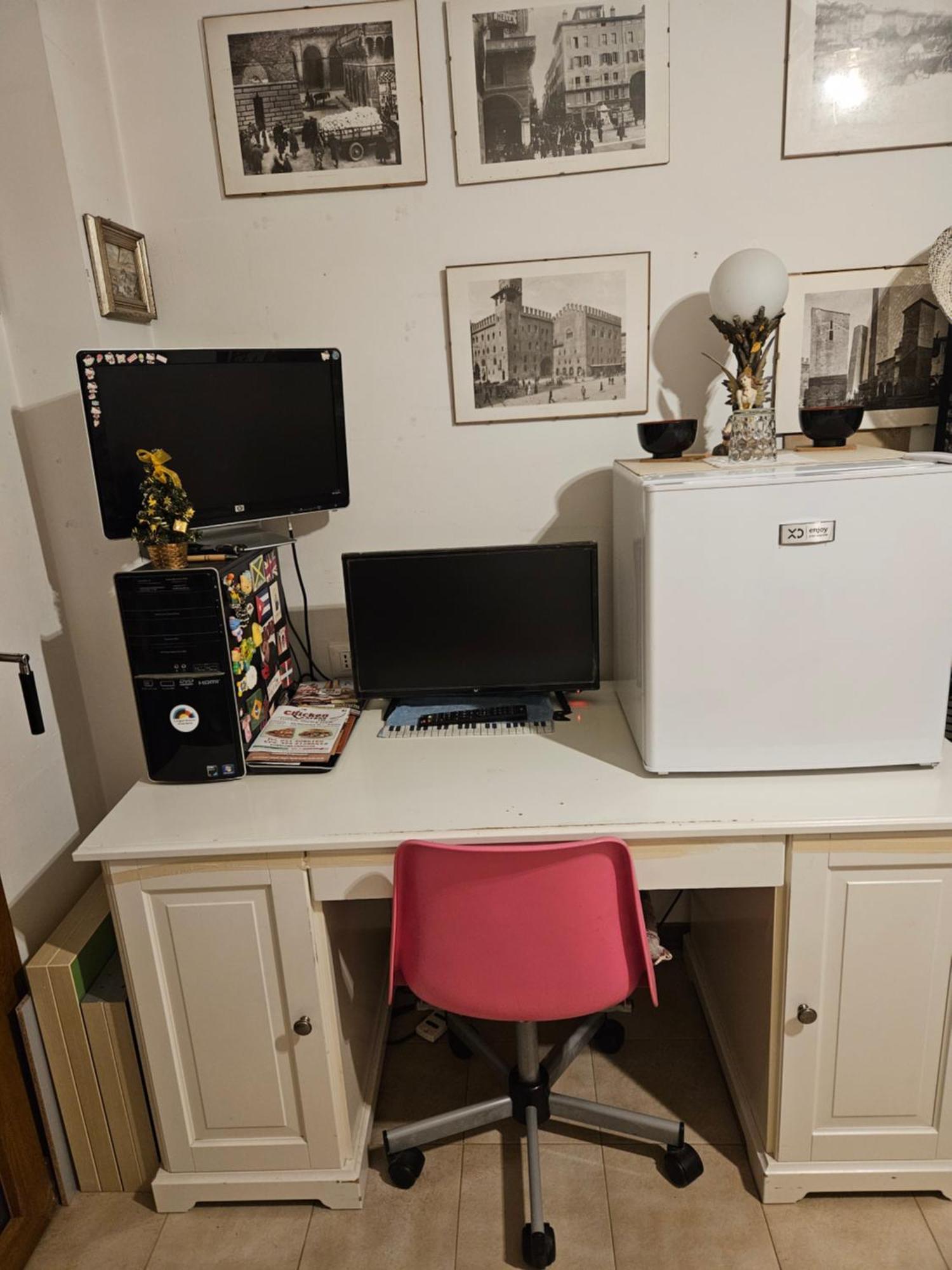 Stanza In Appartamento Privato Zona San Vitale Bologna Luaran gambar